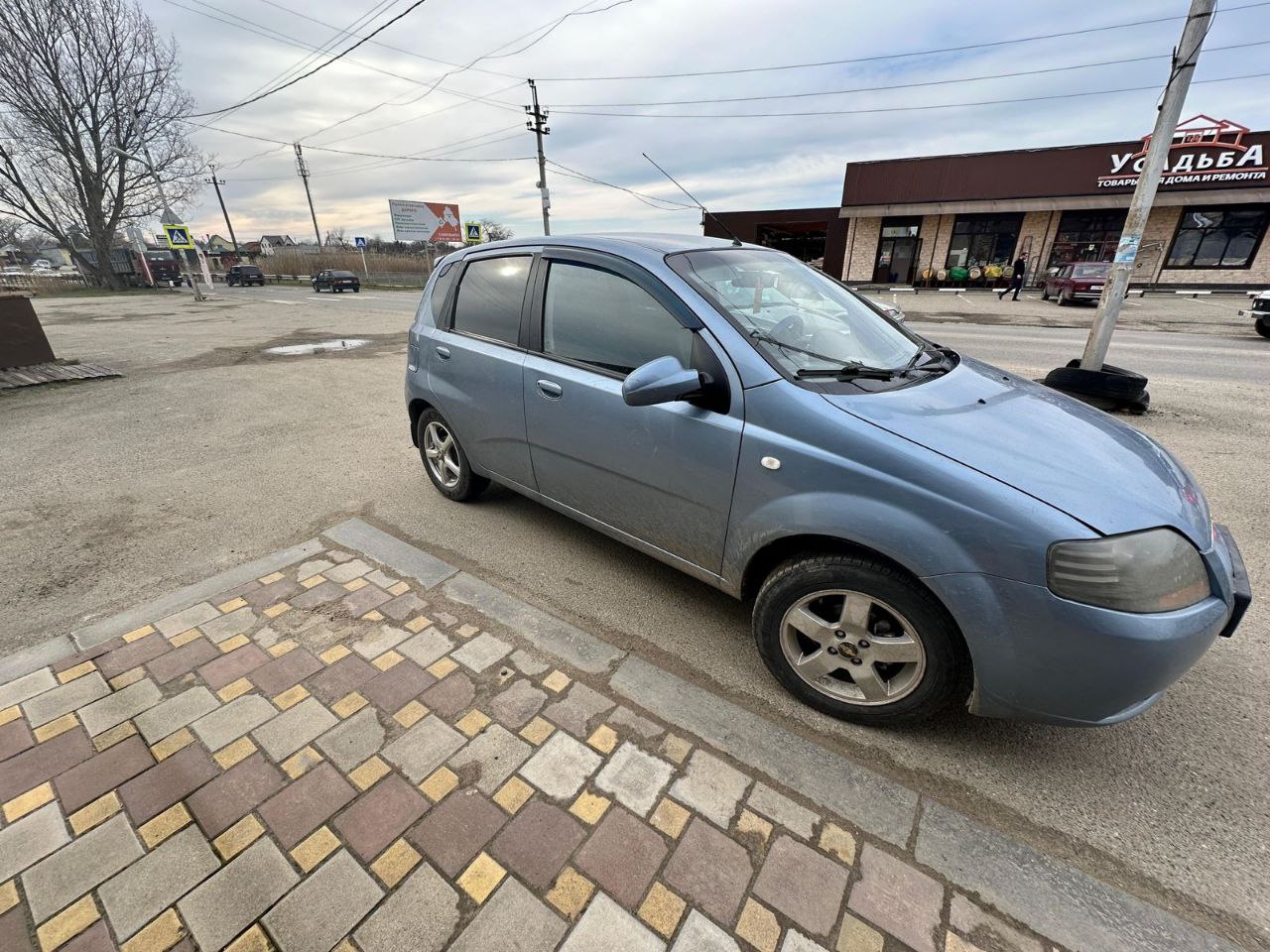 В Новоалександровске автомобиль наехал на подростка на тротуаре | Новости |  Вечерний Ставрополь