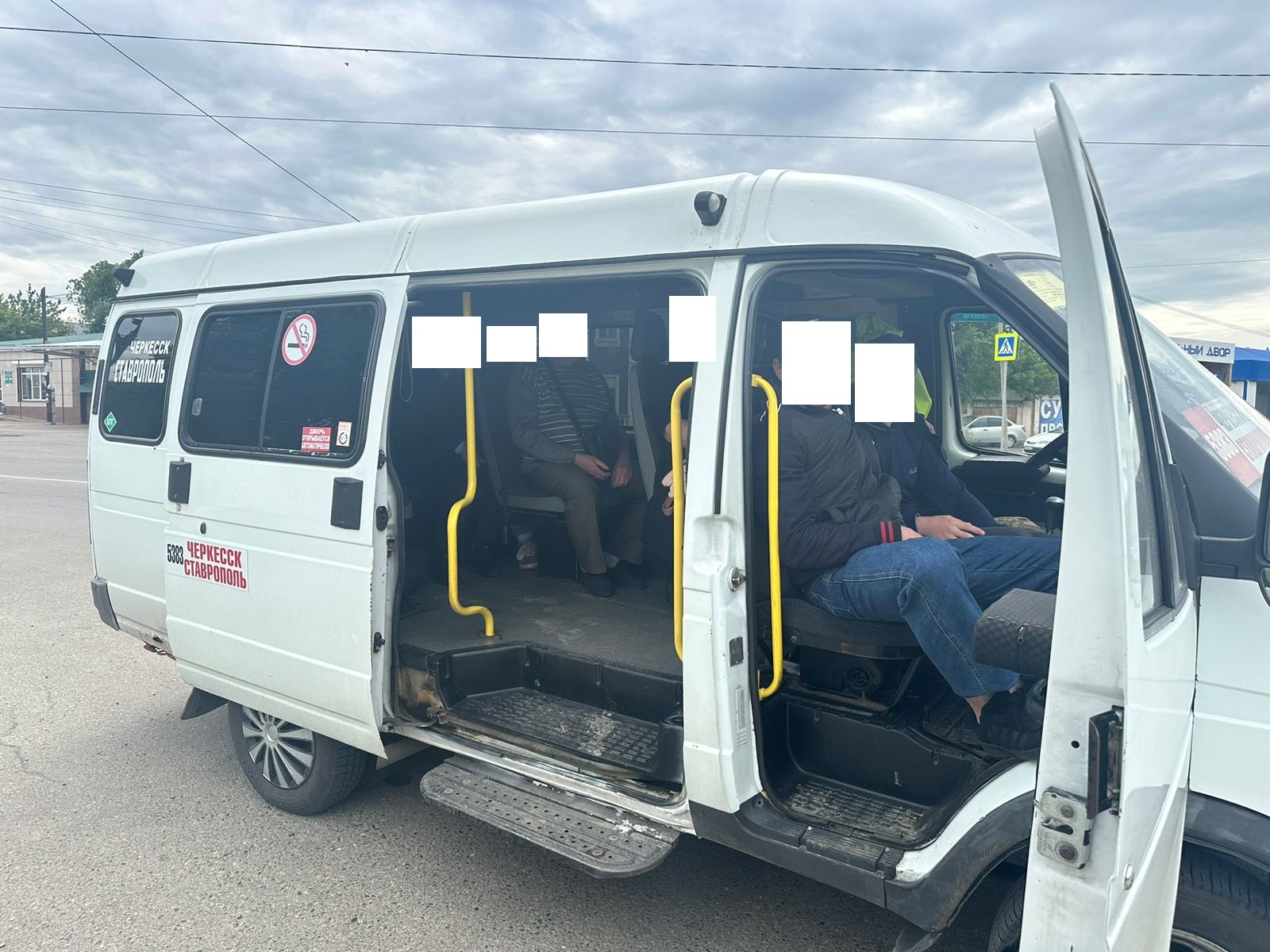 Водитель-бесправник перевозил на маршрутке «Черкесск – Ставрополь»  пассажиров | Новости | Вечерний Ставрополь