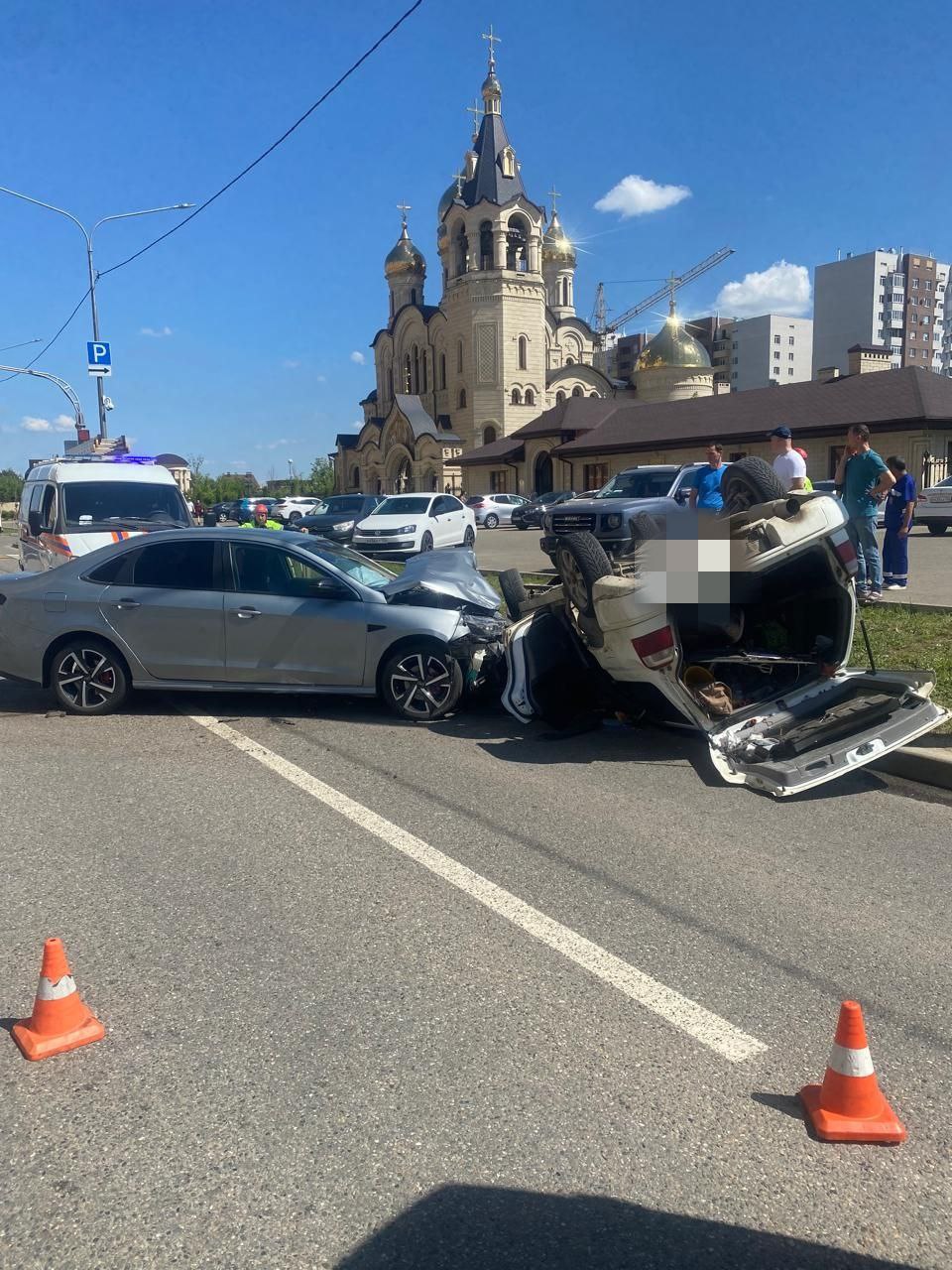 В перевернувшейся на Перспективном в Ставрополе иномарке травмирован  ребенок | Новости | Вечерний Ставрополь