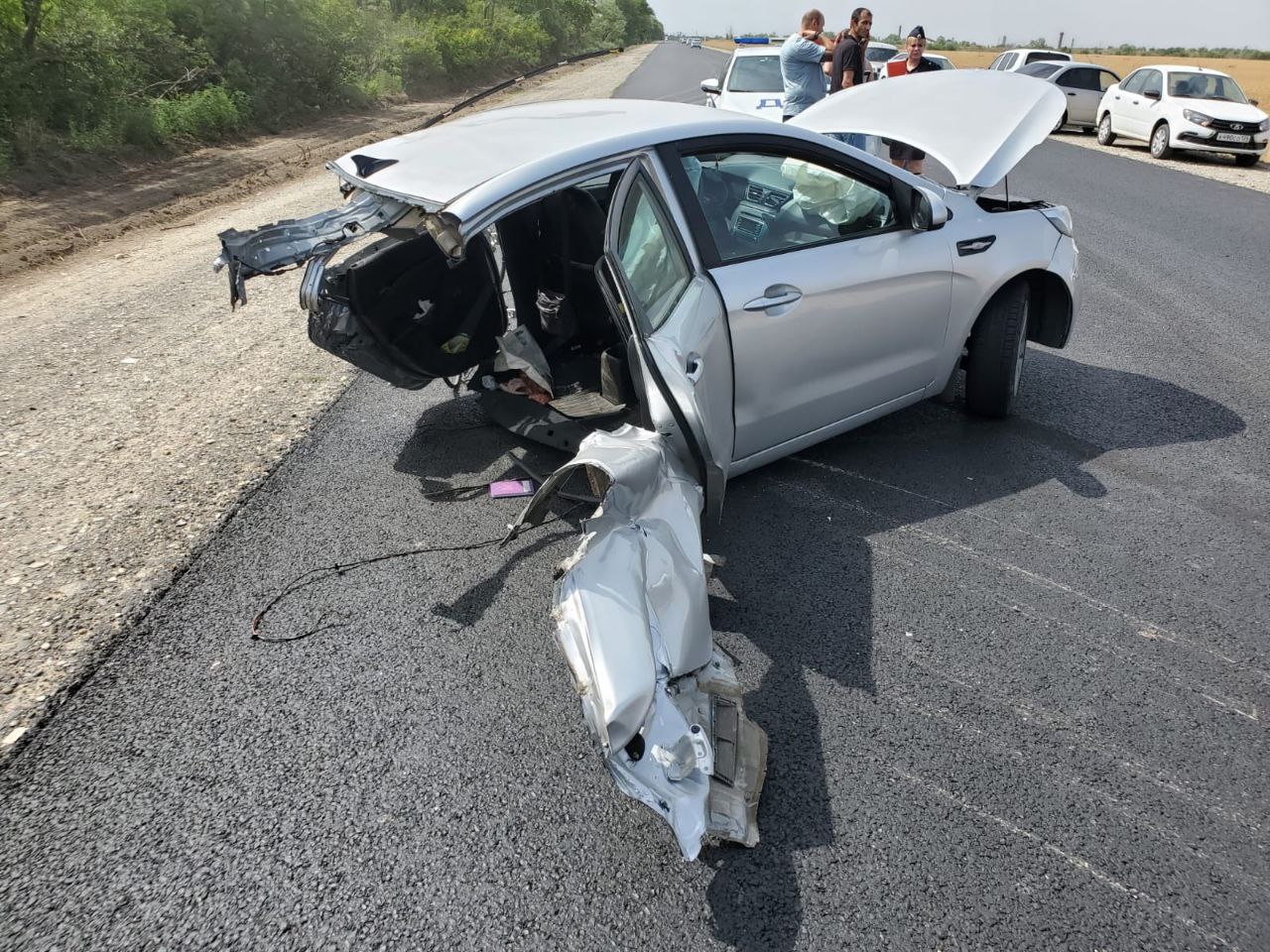 Автоледи на BMW попала в тяжелую аварию-