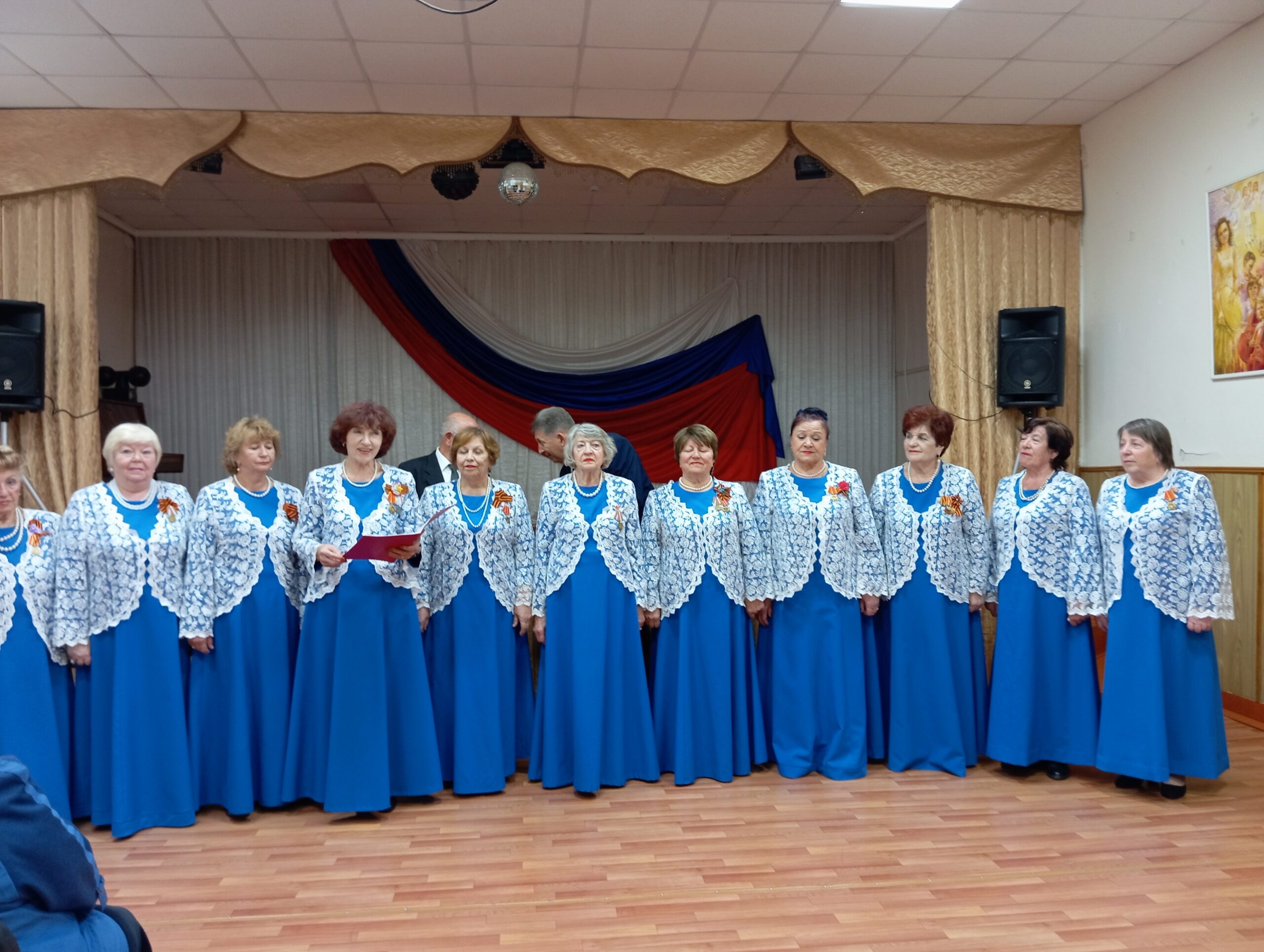 Песенный подарок пожилым людям от детей войны | Статьи | Вечерний ...